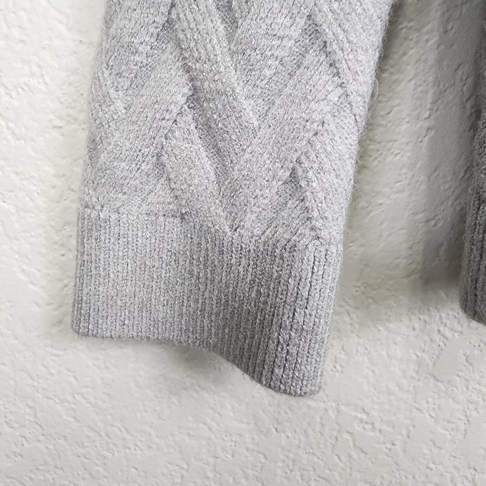 Evolution Mockneck Gray Soft Cozy Sweater Size L